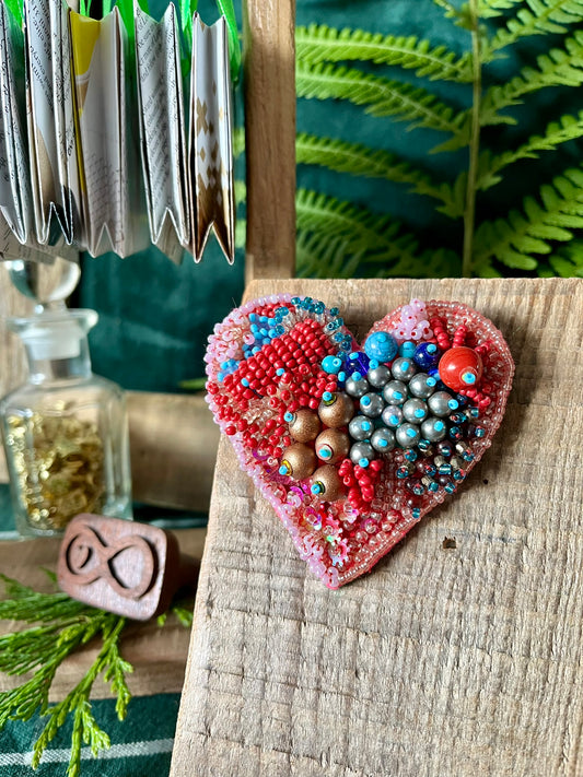 Heart large brooch