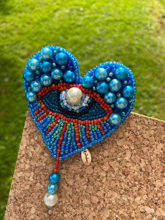 Heart large brooch